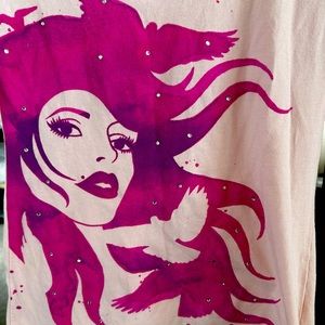 Bebe pink T-shirt size medium